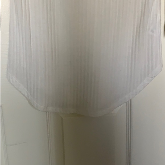 *SOLD* White Blouse - Picture 5 of 6